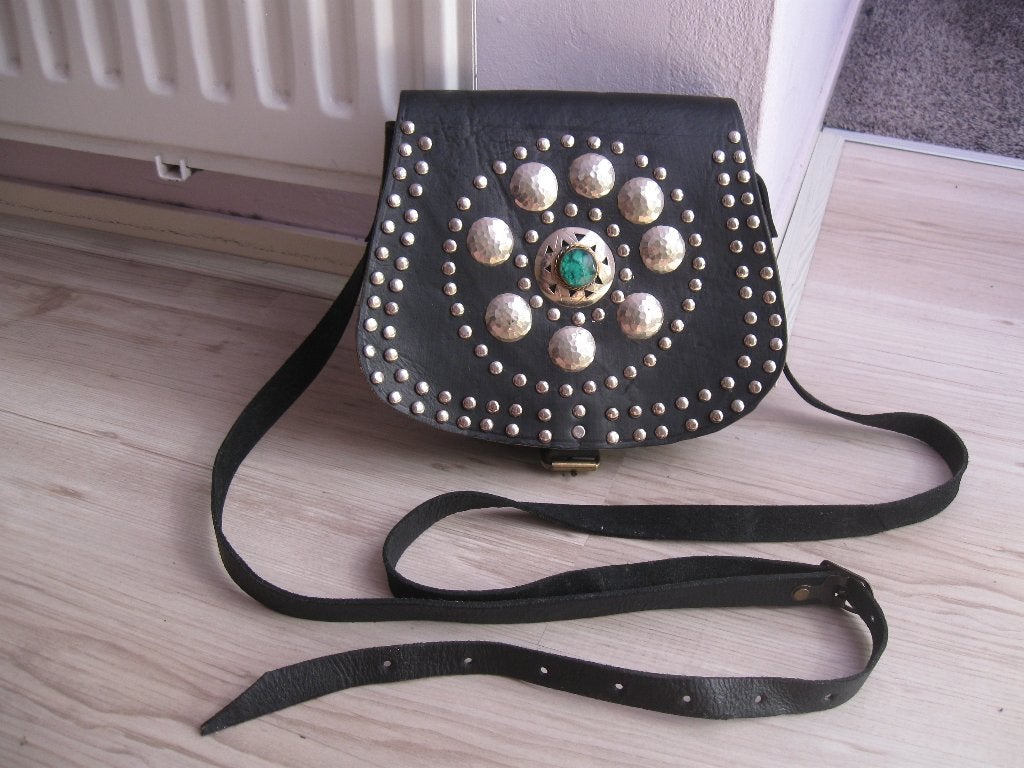 ZWART LEREN western tas met studs en ornamentje als nieuw, Ophalen of Verzenden, Zo goed als nieuw, Zwart, Overige typen