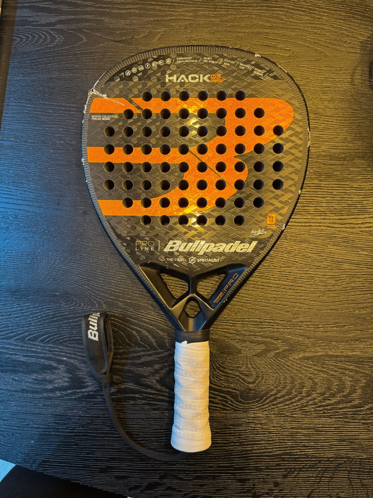 Bullpadel Hack 03 Comfort, Sport en Fitness, Padel, Ophalen of Verzenden, Gebruikt, Padelracket