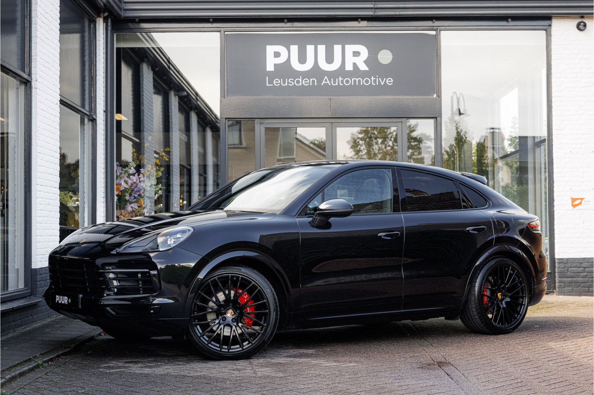 Porsche Cayenne Coupé 3.0 E-Hybrid Black Sport Design Orig, Auto's, Automaat, 14 kWh, Gebruikt, 2995 cc