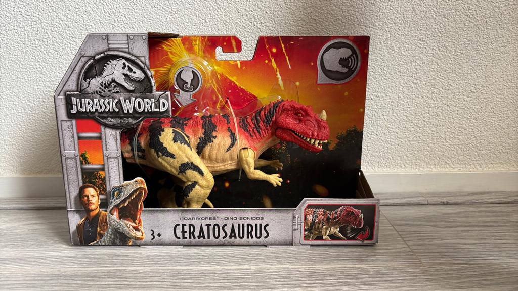 Jurassic World Roarivores Ceratosaurus Dinosaurus Speelgoed, Ophalen of Verzenden, Nieuw