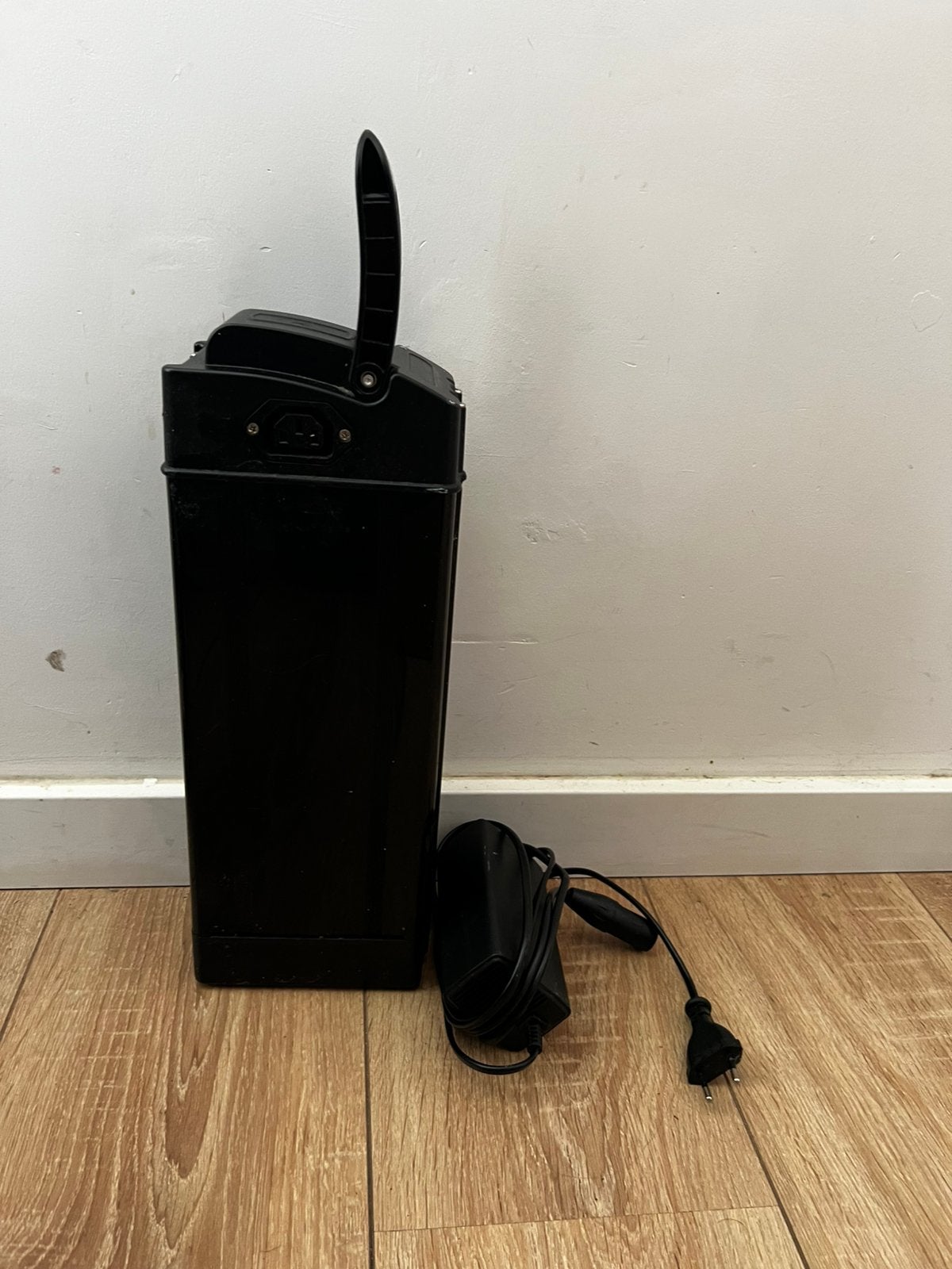 Engwe T14 battery and charger, 59 cm of meer, Ophalen, Zo goed als nieuw, Overige merken
