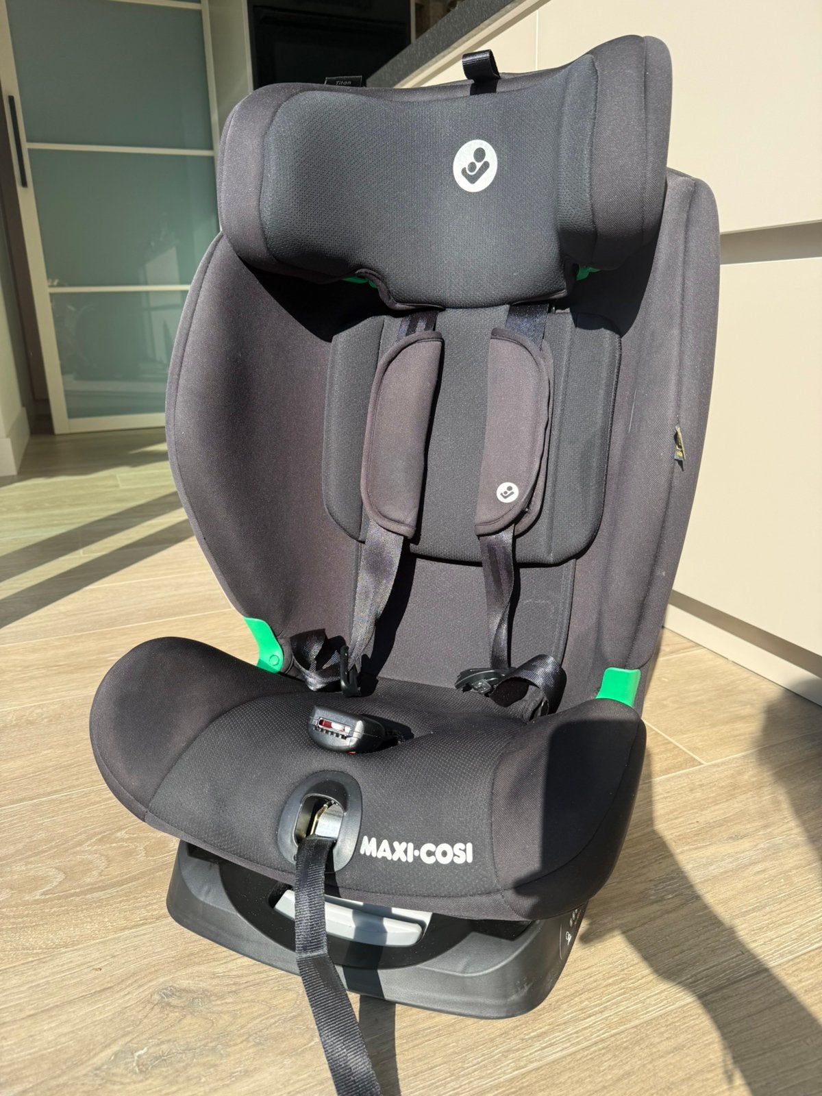 Maxi-Cosi Titan i-size zgan, Ophalen, 15 t/m 36 kg, Verstelbare rugleuning, Zo goed als nieuw