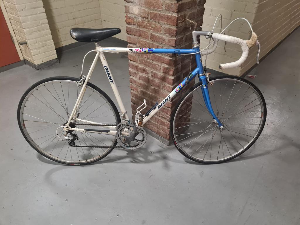 Giant Racefiets, Gebruikt, Aluminium, 57 tot 61 cm, Meer dan 20 versnellingen