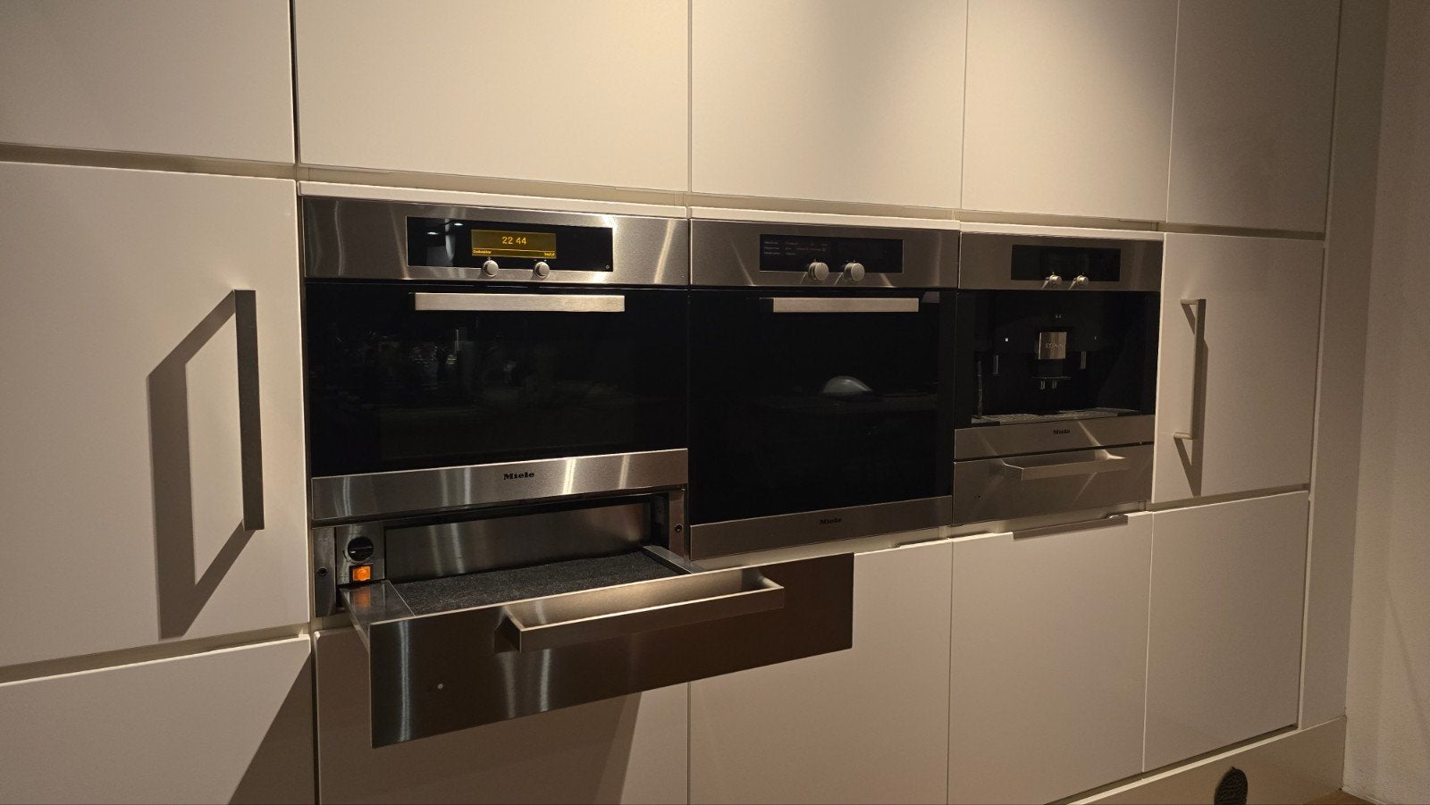 Miele Bordenwarmer/Warmhoudlade, Ophalen, Zo goed als nieuw