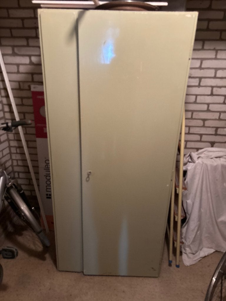 Kledingkast / kast voor berging GRATIS ophalen in Noordwijk, Ophalen, Gebruikt, 100 tot 150 cm, 150 tot 200 cm