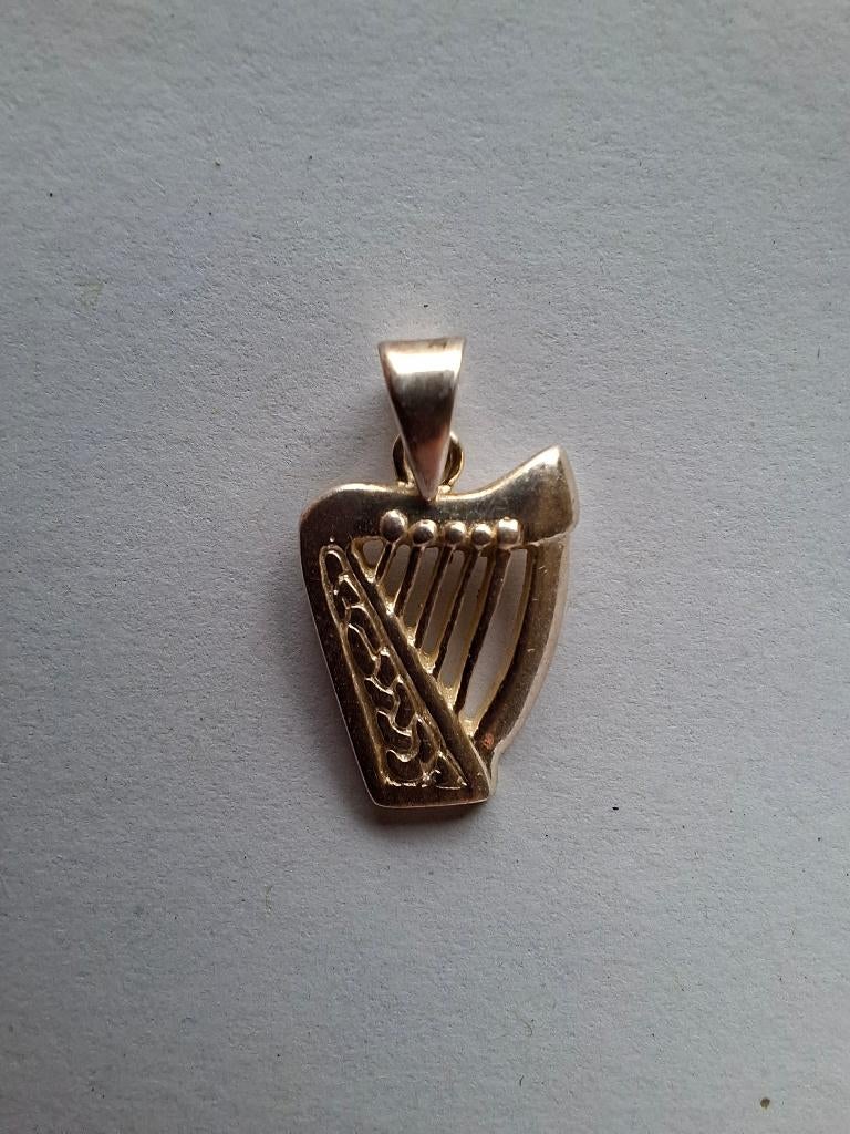 Sterlingzilver hanger Ierse harp 925, Sieraden, Tassen en Uiterlijk, Overige voorstellingen, Verzenden, Zo goed als nieuw, Zilver