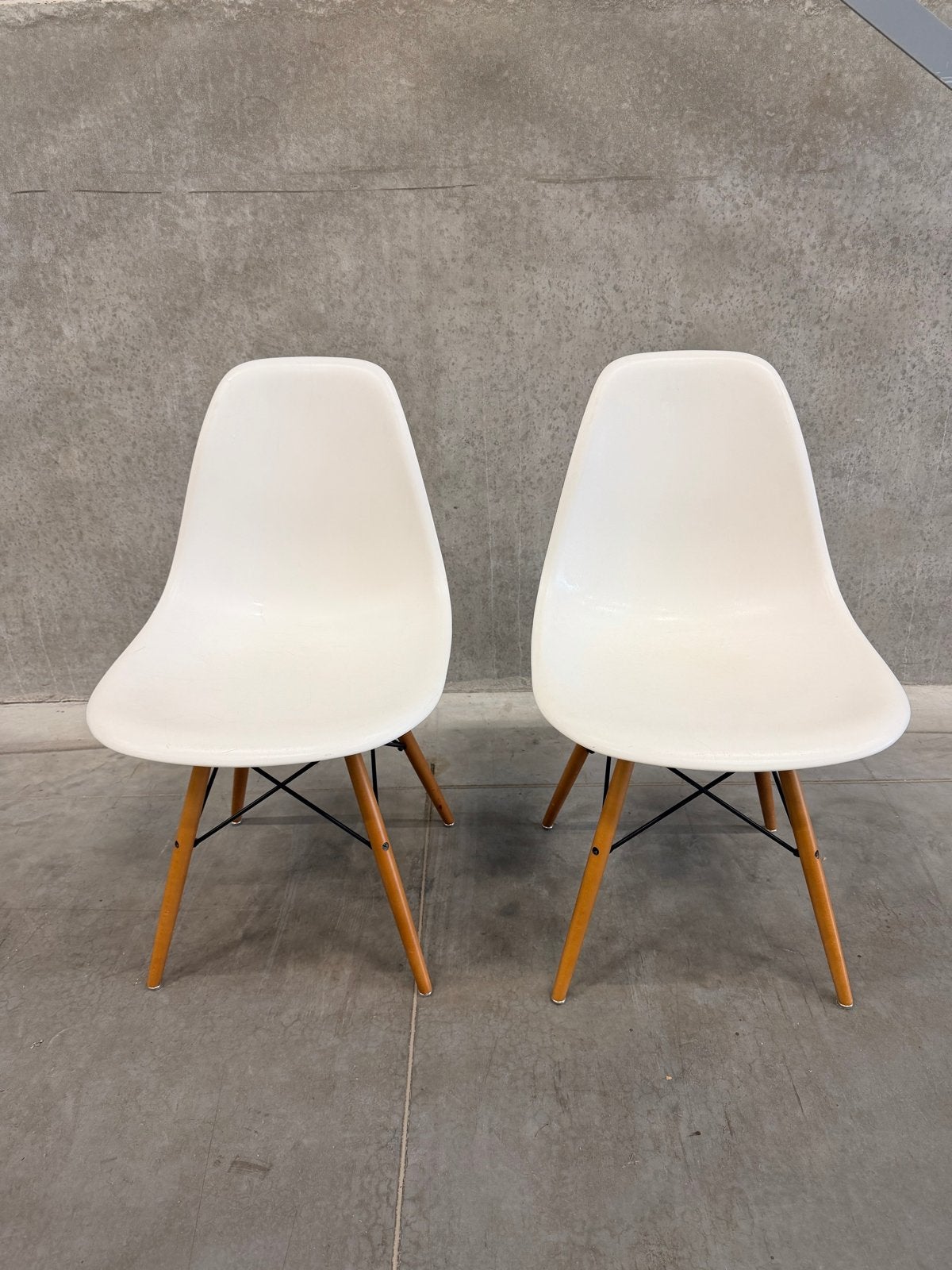 2x Vitra Eames DSW Stoelen - Wit, Ophalen, Gebruikt, Twee, Wit