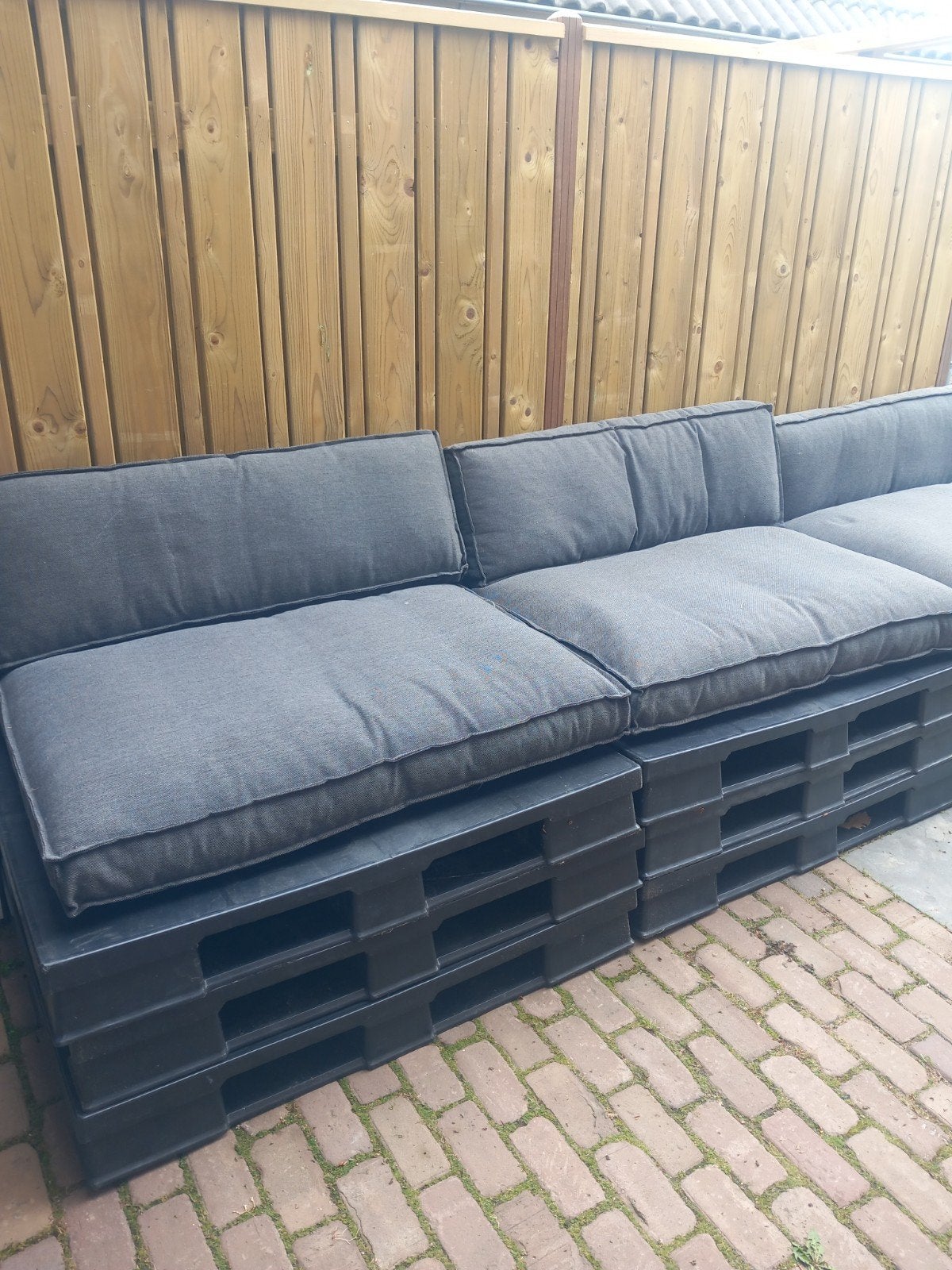 Loungeset met kunststof pallets, Tuin en Terras, Tuinsets en Loungesets, Gebruikt, Kunststof, 5 zitplaatsen, Bank, Ophalen of Verzenden