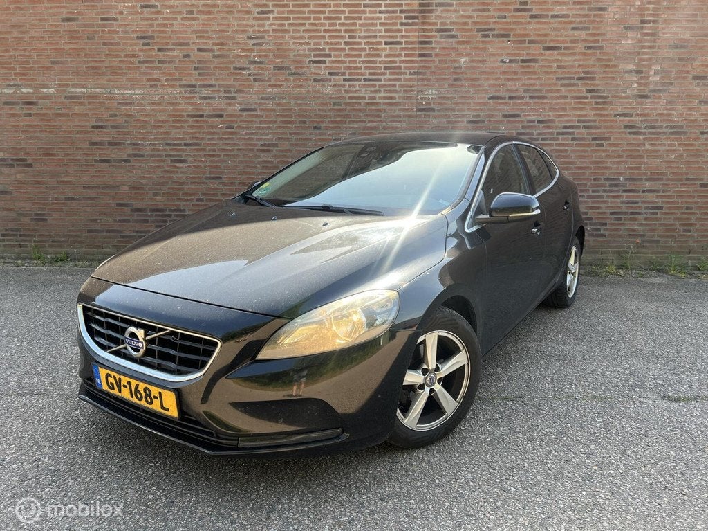 Volvo V40 2.0 D2 Momentum |Nap |Trekhaak |Navi |2x sleutel, Auto's, Volvo, Bedrijf, Te koop, V40, ABS, Airbags, Airconditioning