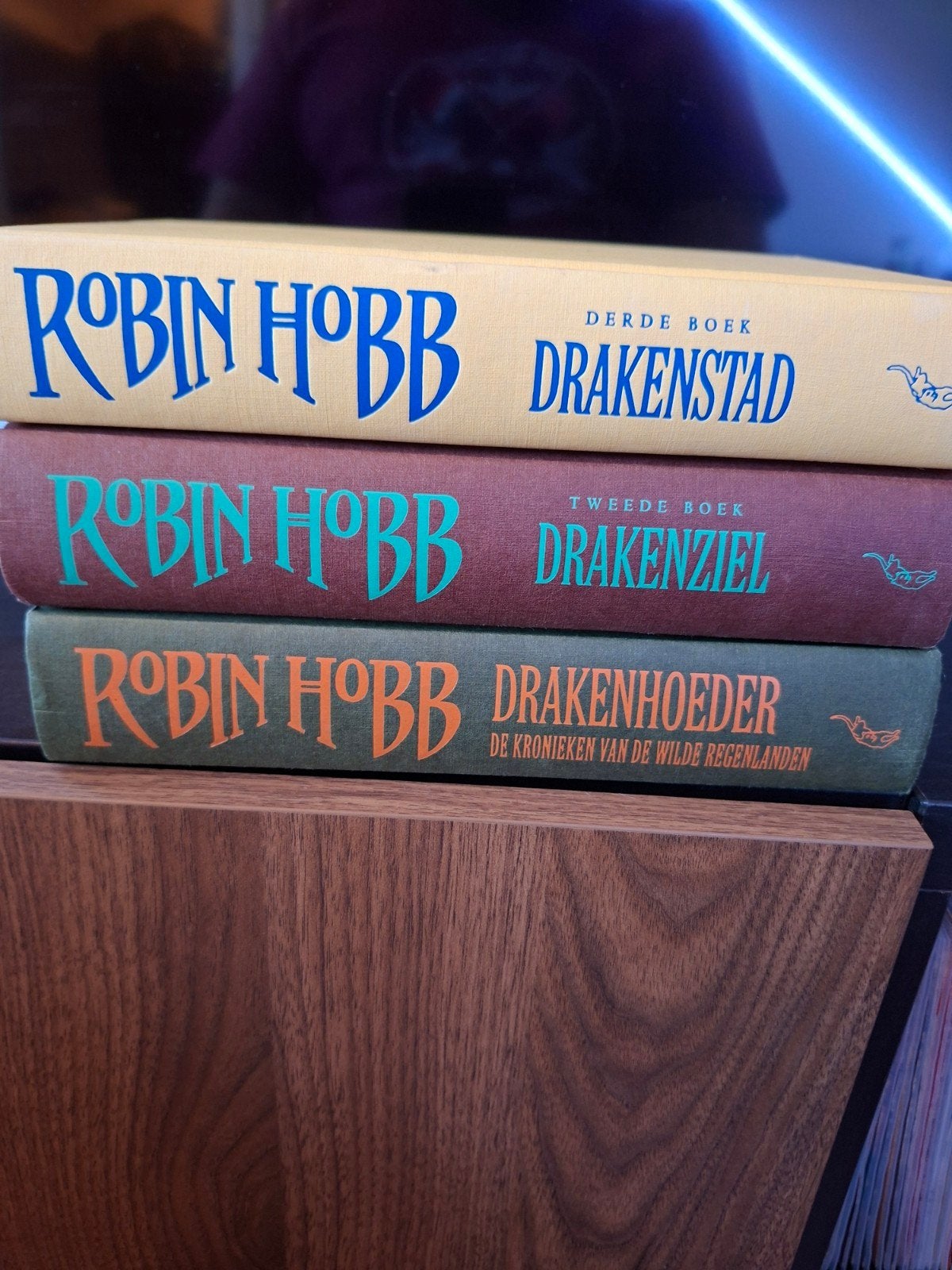 Robin Hobb De Kronieken van de Wilde Regenlanden (3 boeken), Boeken, Fantasy, Ophalen, Zo goed als nieuw, Robin Hobb