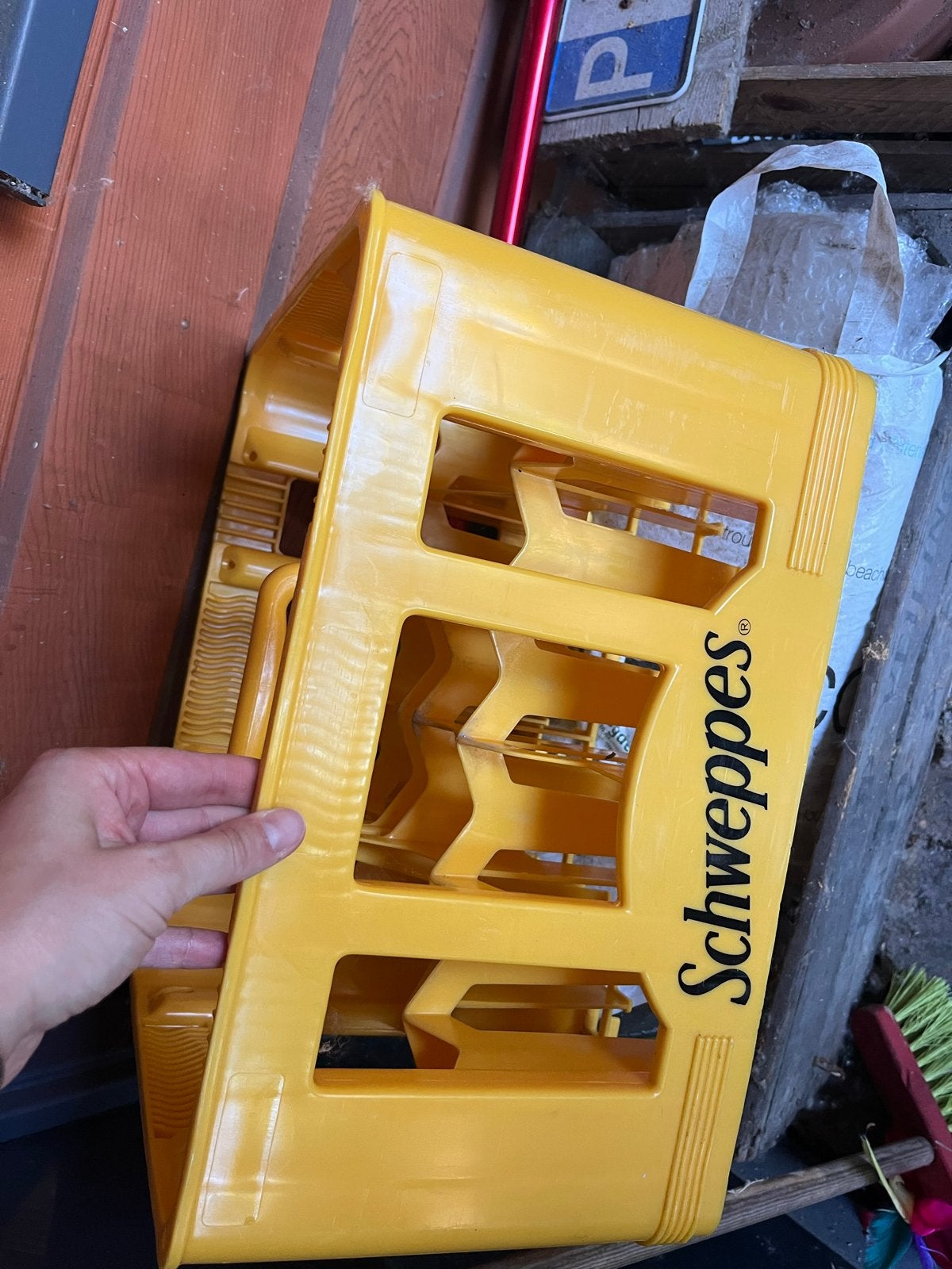 Schweppes Kratje, Ophalen, Gebruikt