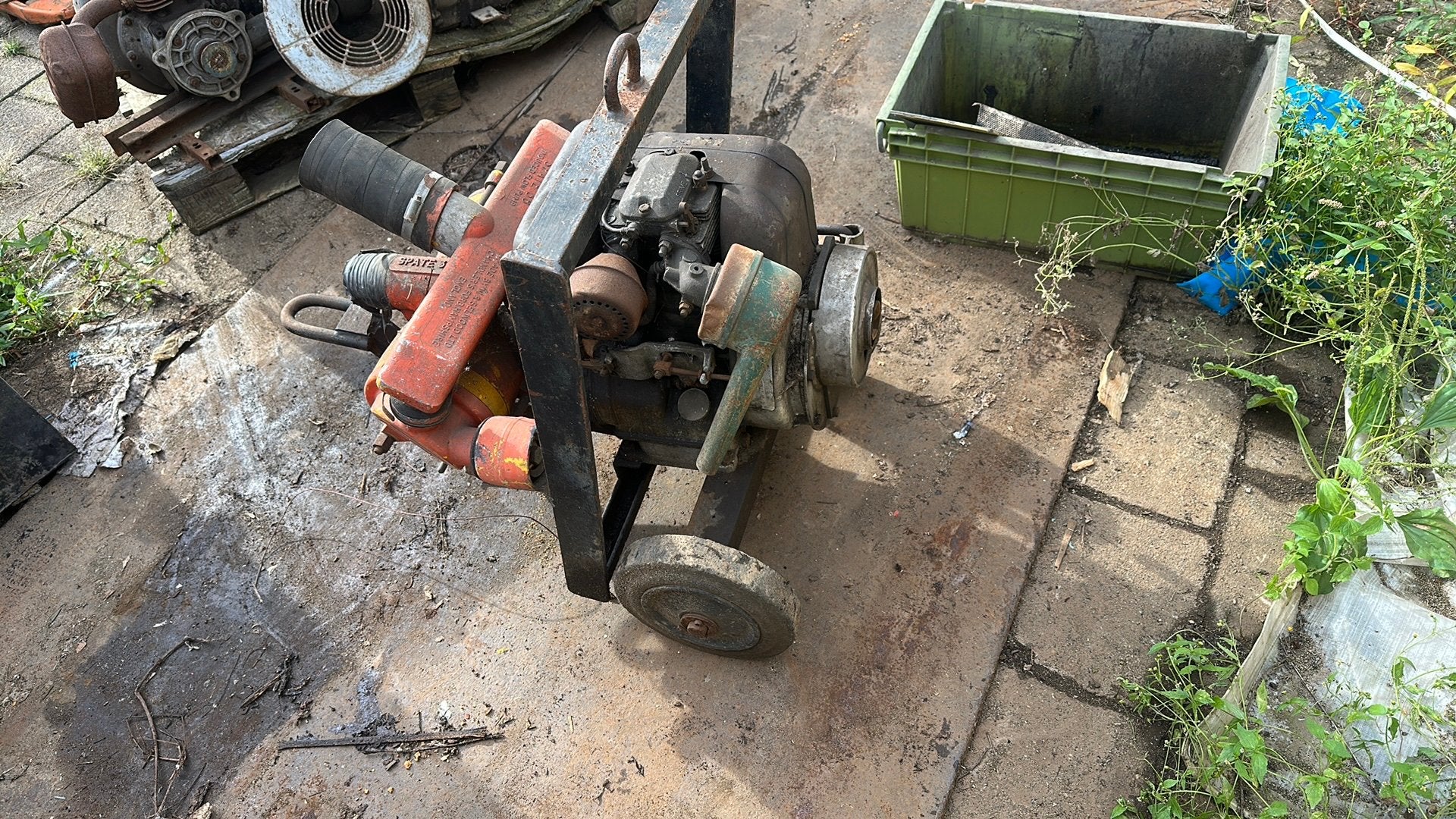 Petter AA1 met pomp, Ophalen, Gebruikt