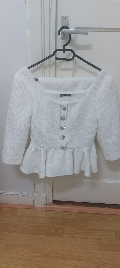 Chique wit jasje met peplum en strass knopen maat 38, Wit, Ophalen of Verzenden, Jasje, Maat 36 (S)