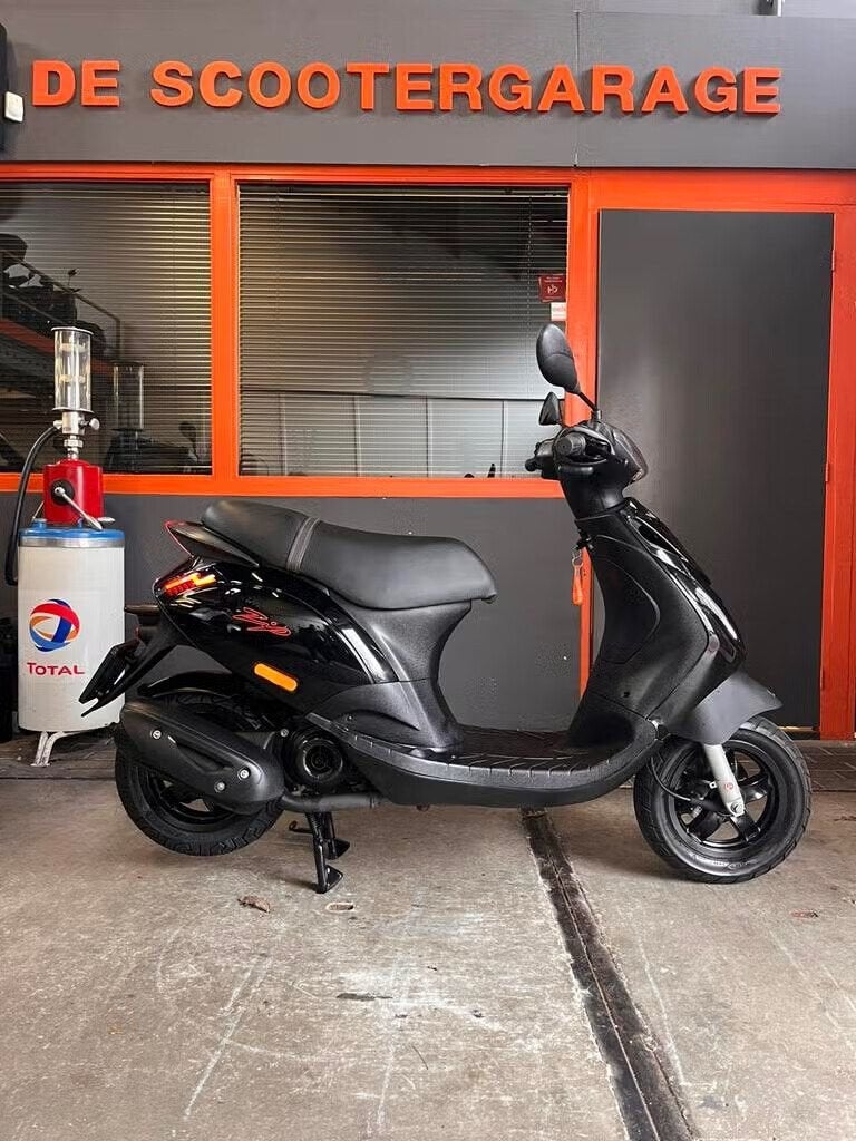 Piaggio Zip Brom 45km 2022, Fietsen en Brommers, Ophalen, Piaggio, Piaggio, Maximaal 45 km/u