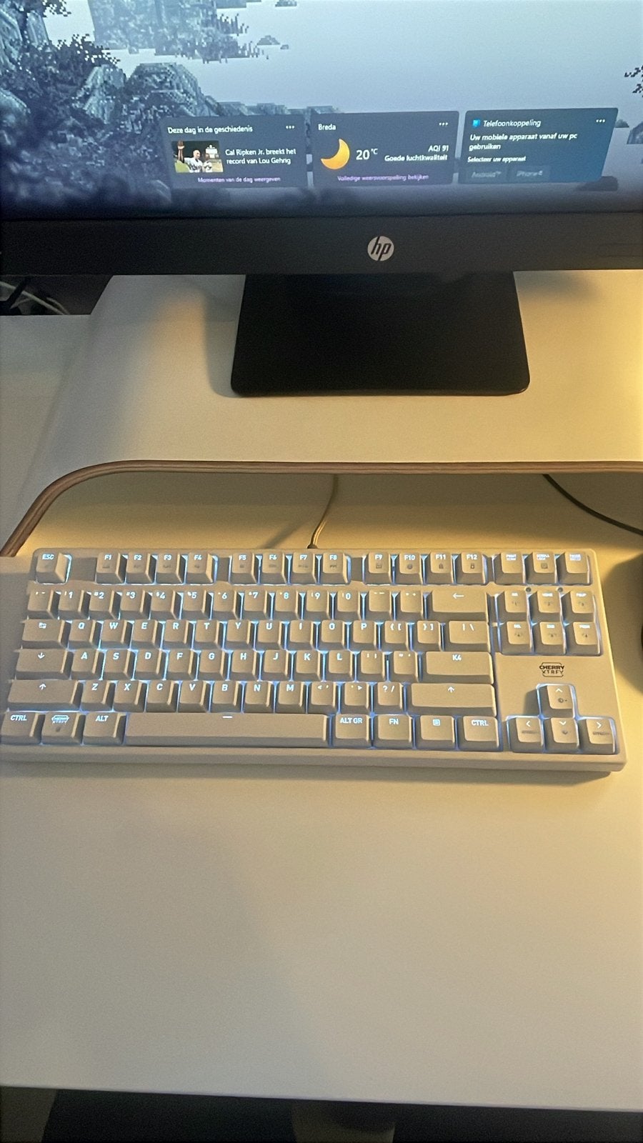 Cherry Xtrfy K4V2 toetsenbord, wit, Computers en Software, Toetsenborden, Toetsenbord en muis-set, Ophalen of Verzenden, Zo goed als nieuw