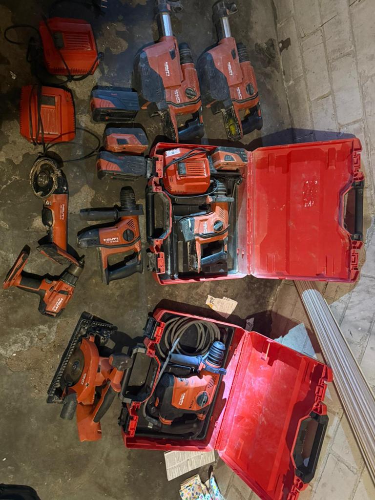 Hilti gereedschap! Werkt perfect diverse soorten!, Boor- en/of Breekhamer, Variabele snelheid, Ophalen of Verzenden, Gebruikt