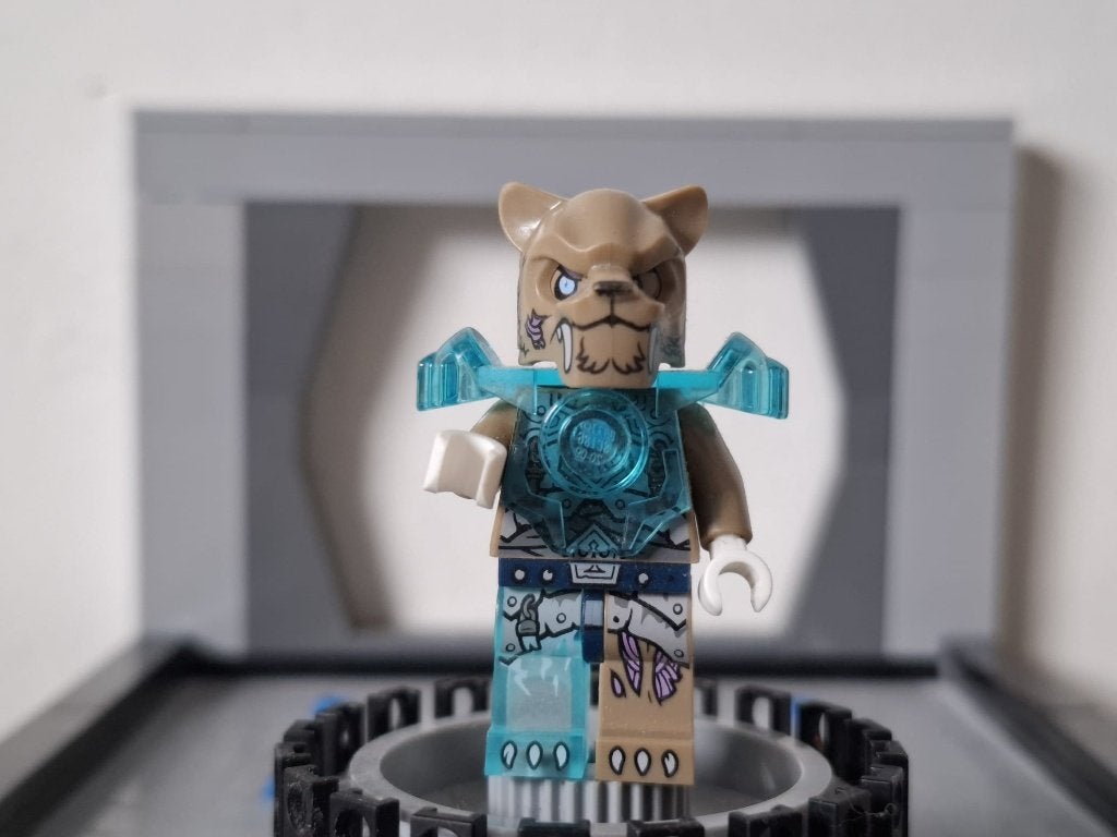 LEGO Chima - minifiguur - loc099 - Strainor, Kinderen en Baby's, Speelgoed | Duplo en Lego, Overige thema's, Lego, Ophalen of Verzenden