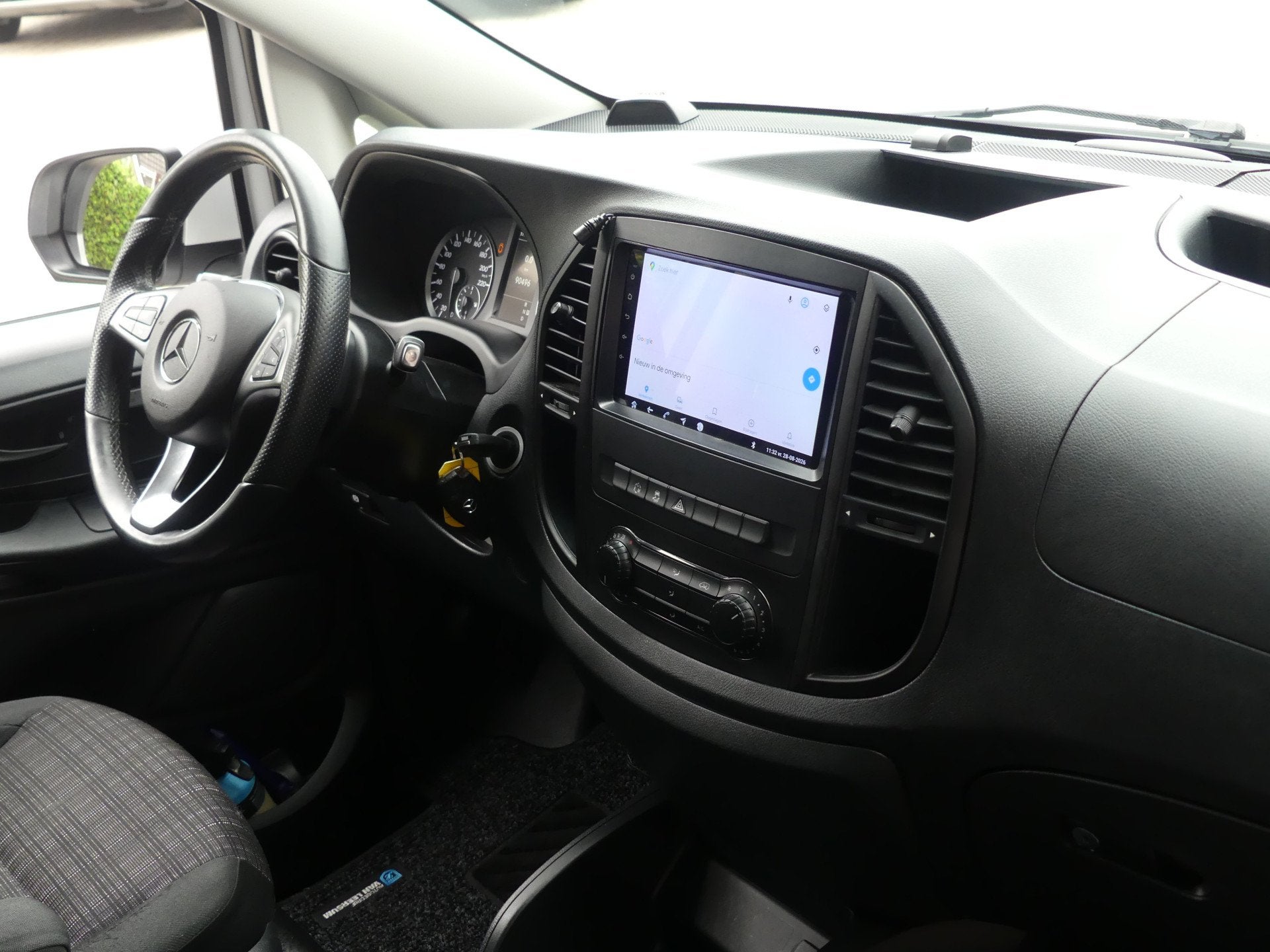 Mercedes-Benz Vito 114 CDI Lang Airco/Camera/Navigatie/PDC, Automaat, Euro 6, 4 cilinders, Wit