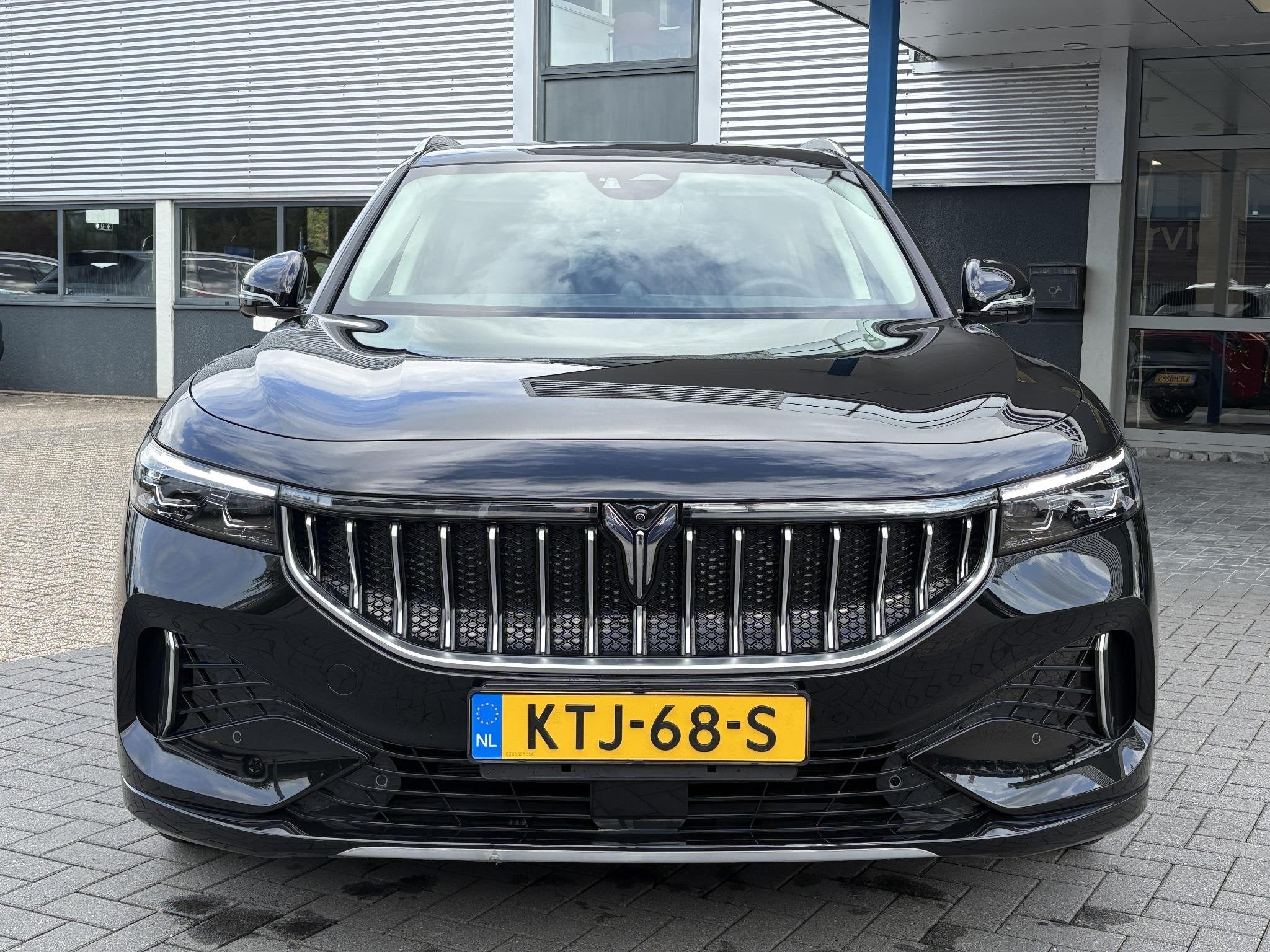 VOYAH Free Flagship 4WD 106 kWh | Panoramadak | Dynaudio Hi-, Auto's, Automaat, Dealer onderhouden, Gebruikt, Zwart