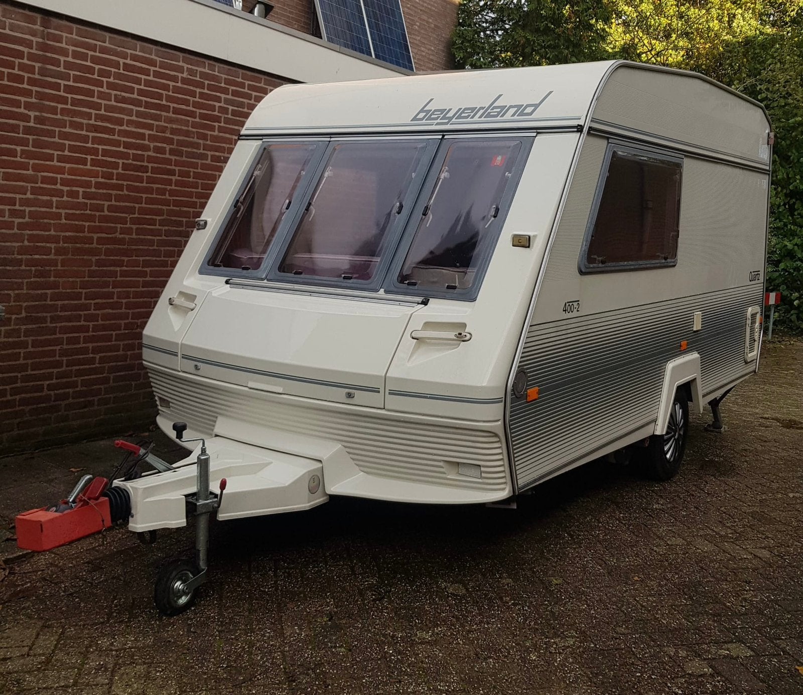 Zeer nette Beyerland Quartz 400 met mover., Mover, Rondzit, Particulier, Lengtebed