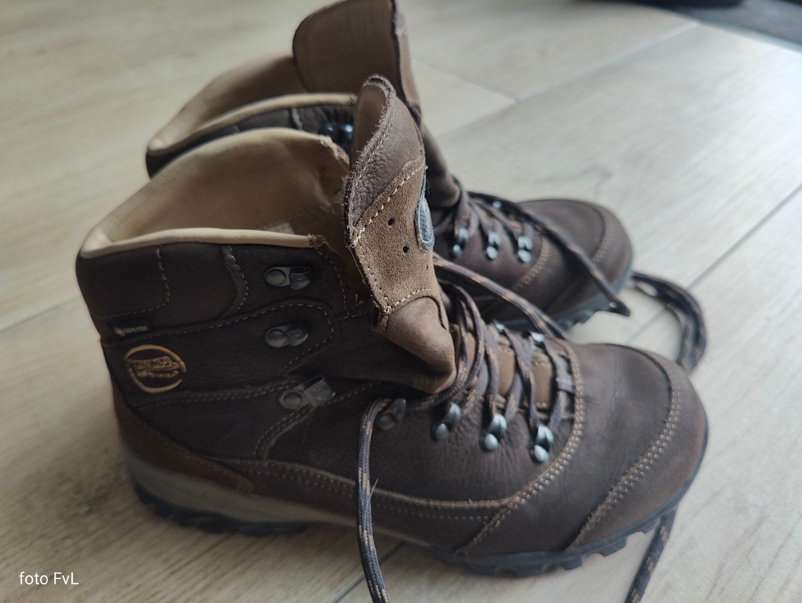 Meindl Tauern 2 donkerbruin maat 44, Ophalen of Verzenden, Nieuw, Schoenen
