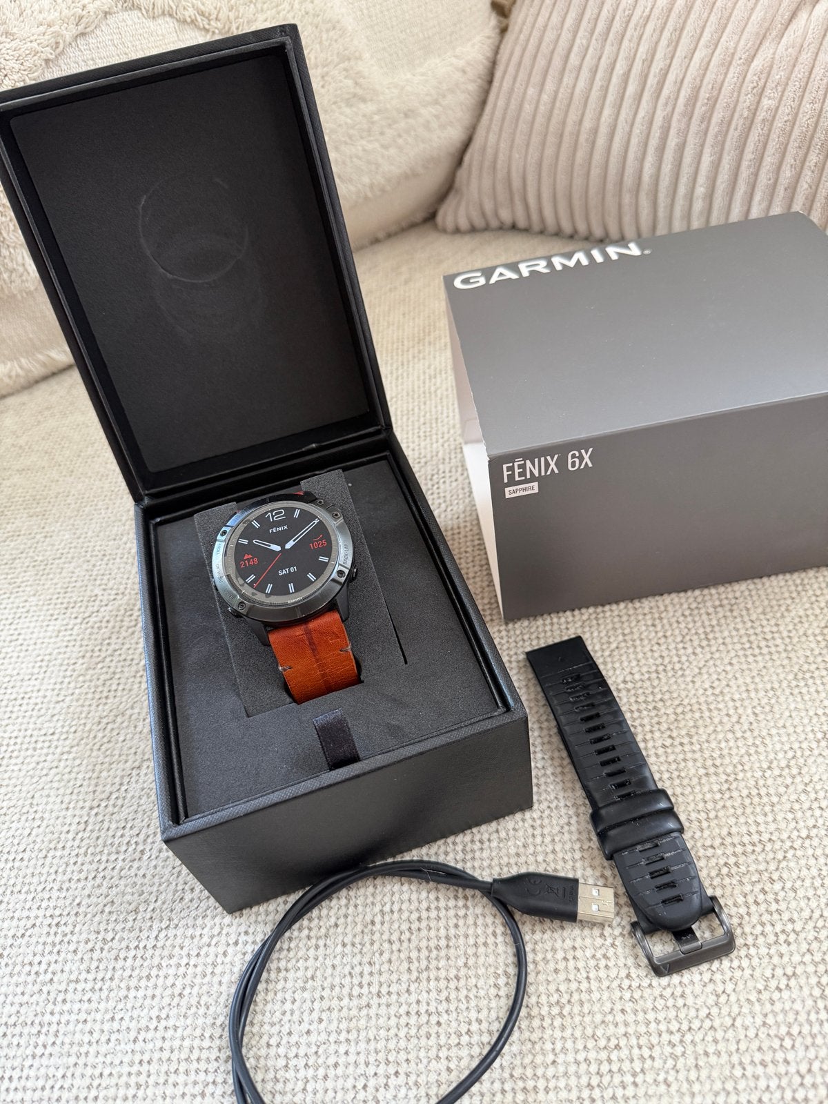 Garmin Fenix 6X Sapphire Black DLC | 2 bandjes, Zwart, Ophalen of Verzenden, Waterdicht, Afstand