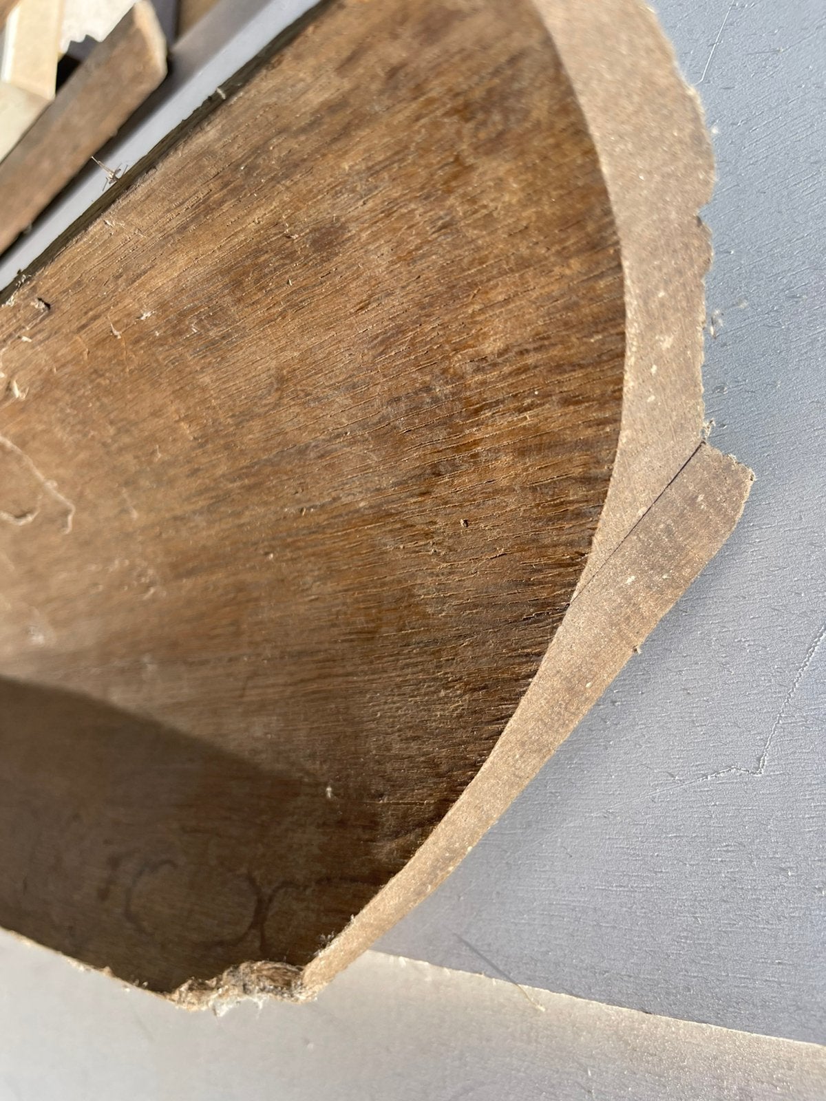 Eiken hout, Antiek en Kunst, Kunst | Beelden en Houtsnijwerken, Ophalen of Verzenden, Handgemaakt, Hout, Houtsnijwerk