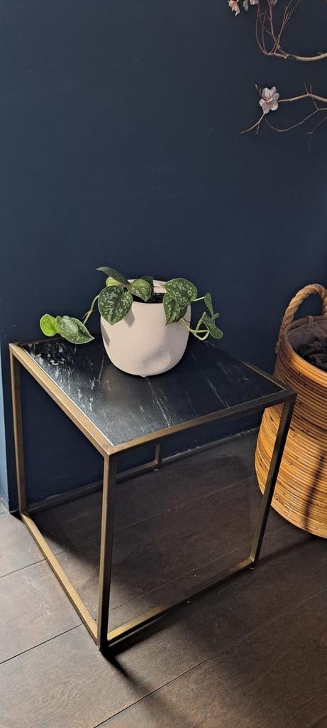 2x Bijzettafel salontafel messing met marmer blad, Ophalen, Minder dan 50 cm, Rond, Zo goed als nieuw