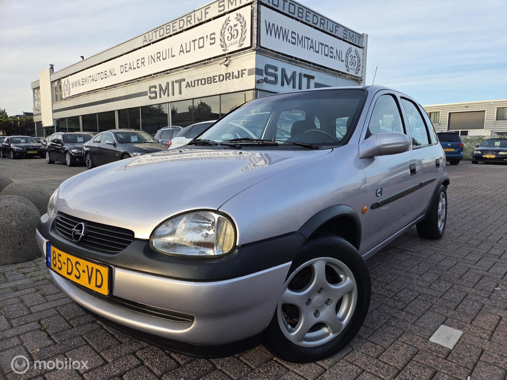Opel Corsa 1.2i-16V Strada 5DRS UNIEK 104.000KM NLAUTO, Auto's, Gebruikt, Metallic lak, Origineel Nederlands, Bedrijf