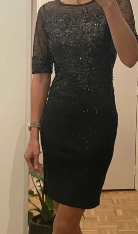 Phase Eight luxe jurk zwart/ groen pailletten op mesh M, Kleding | Dames, Maat 38/40 (M), Zo goed als nieuw, Onder de knie, Meerkleurig