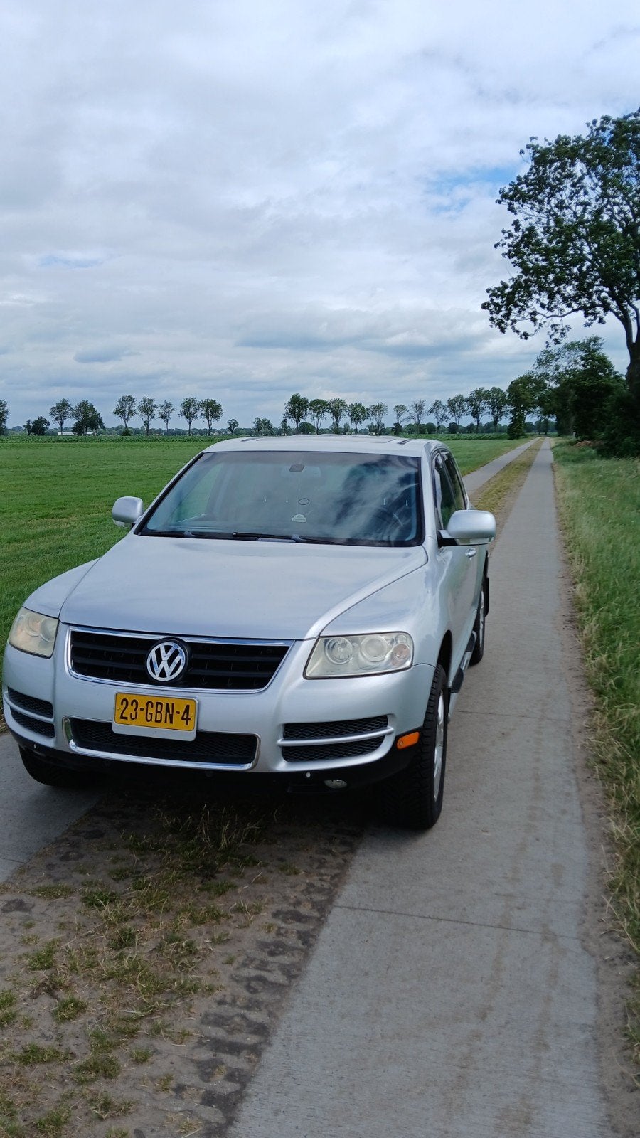 Volkswagen Touareg V8 4.2L, Auto's, Automaat, 4172 cc, USB, Leder