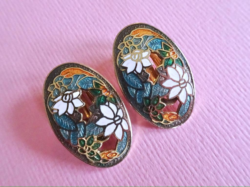 jwg Vintage 70s cloisonne emaille bloemen gekleurd goud klr, Verzenden, Overige materialen, Oorbellen, Verguld
