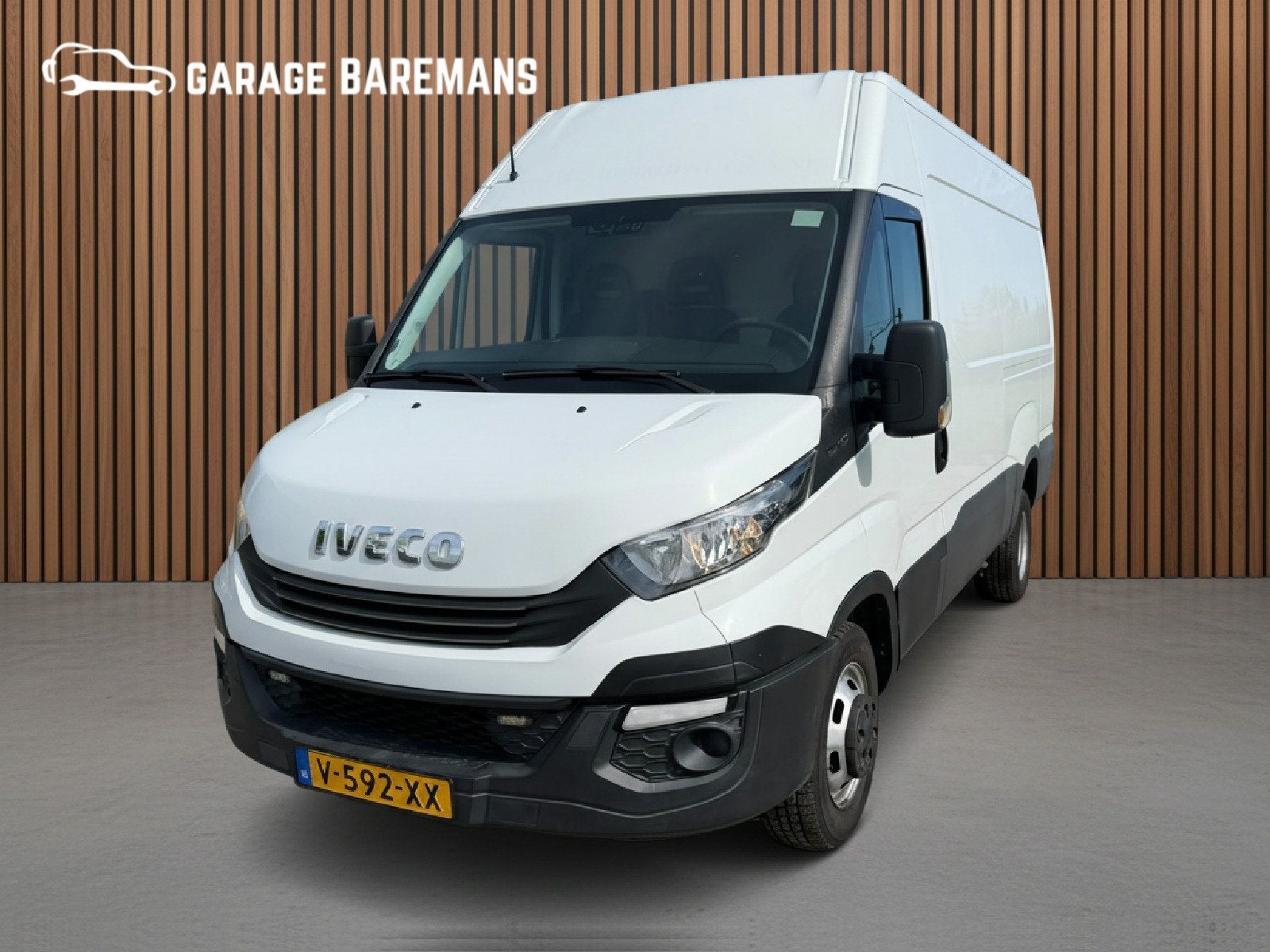 Iveco Daily 35C14V 2.3 352 H2 L 3500kg trekgewicht, Auto's, Gebruikt, Euro 6, Iveco, 2535 kg