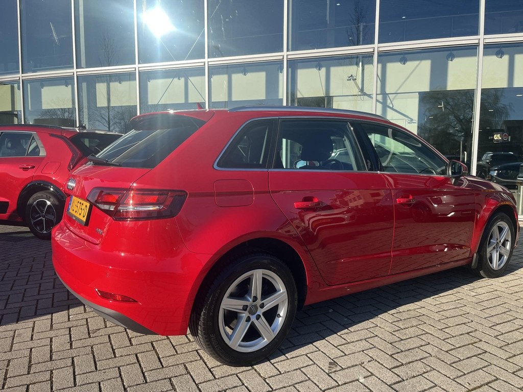 Audi A3 Sportback 1.0 TFSI Design Pro Line cruisecontrol|par, Auto's, Audi, Stof, Gebruikt, Euro 6, Bedrijf