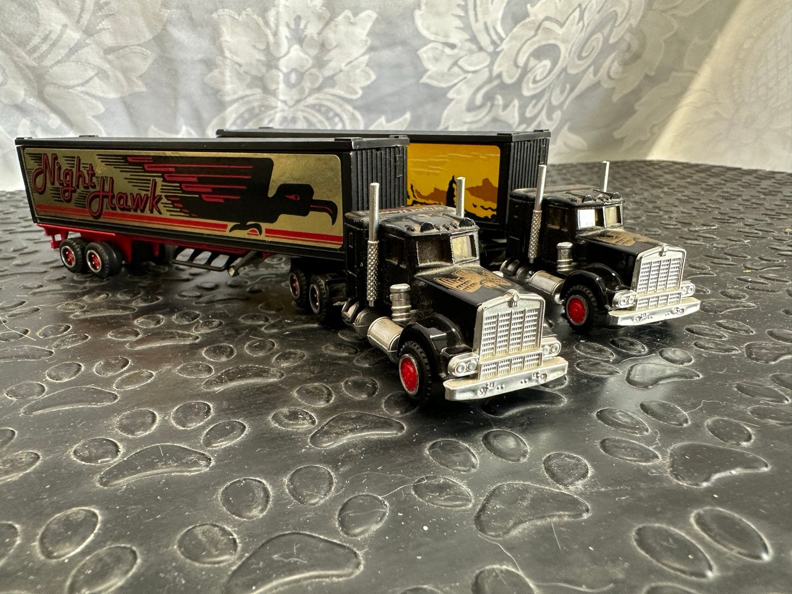 2x Vintage Matchbox Night Hawk Vrachtwagens met Trailer, Ophalen of Verzenden, Gebruikt