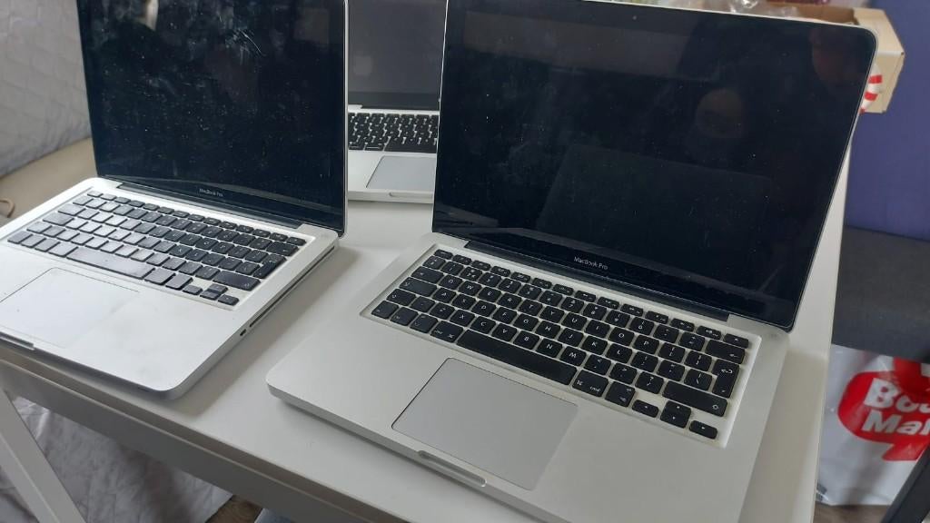 2x Apple MacBook Pro A1278 – voor onderdelen / reparatie, Computers en Software, Apple Macbooks, Gebruikt, 2 tot 3 Ghz, 13 inch