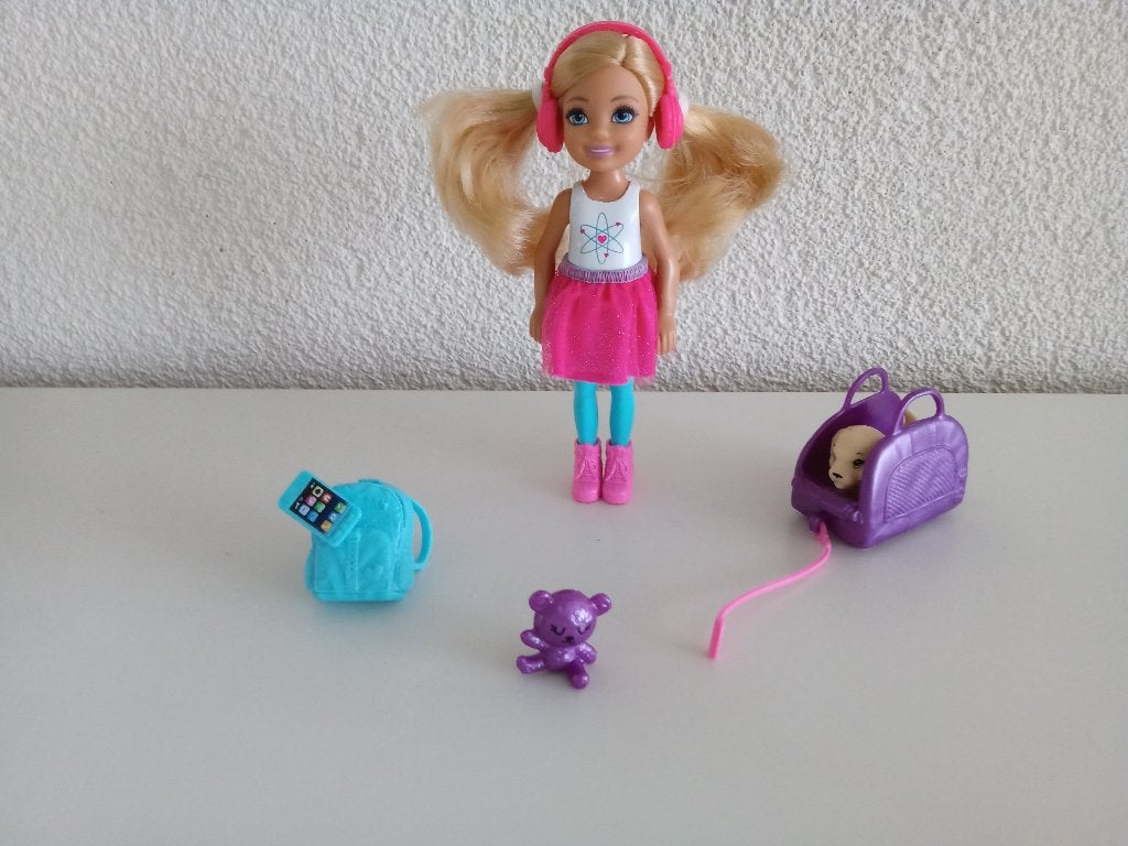 Veel CHELSEA Popjes (het jongere zusje van Barbie) 14 foto's, Ophalen of Verzenden, Gebruikt, Pop