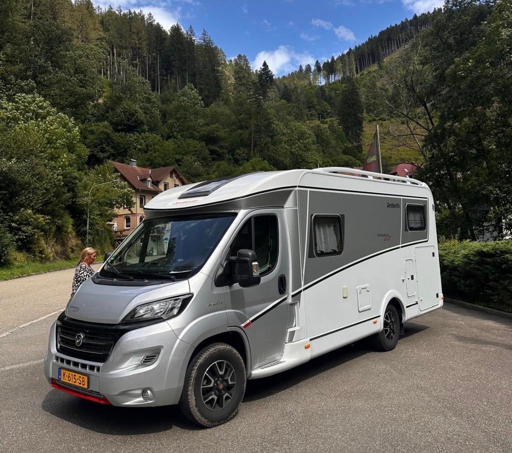 Dethleffs Globus T6 Camper 2021 - Als nieuw, 30.000 km, Particulier, Dethleffs, Half-integraal, Tot en met 4