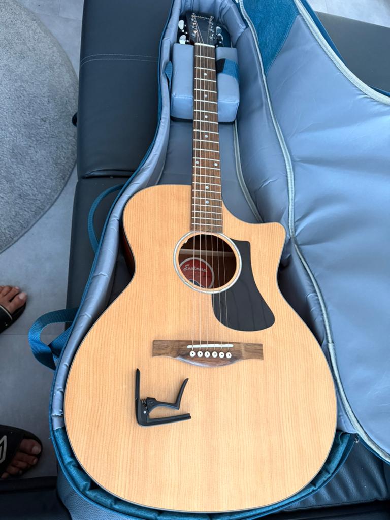 Zo goed als nieuwe Eastman gitaar (versterkt) PCH1-GACE, Ophalen, Zo goed als nieuw, Western- of Steelstringgitaar, Met (piezo-)element