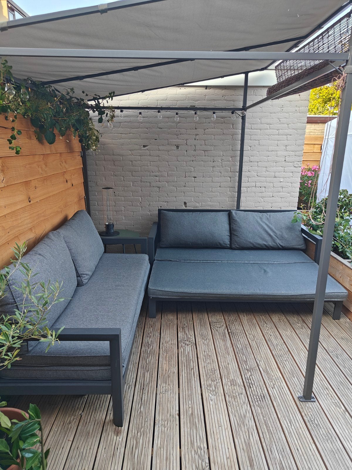 Uitschuifbare tuinbanken met kussens - Zo goed als nieuw, Ophalen, Zo goed als nieuw, Aluminium