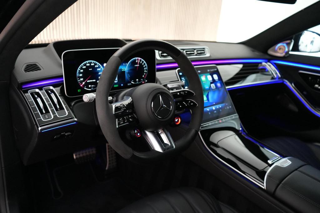 Mercedes-Benz S-klasse 63S AMG 802pk E Performance |22" cust, Automaat, Gebruikt, 4 stoelen, Zwart