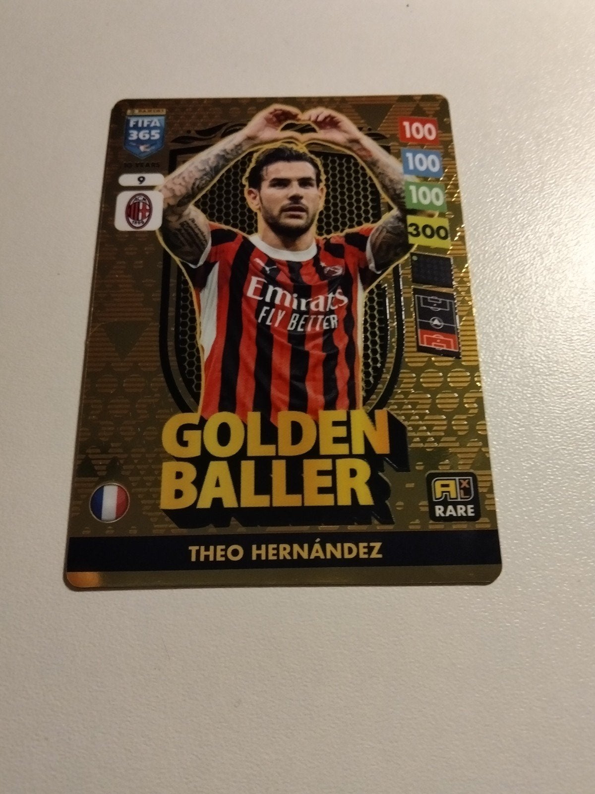 FIFA 365 Adrenalyn XL 2025 Golden Baller Theo Hernández, Ophalen of Verzenden, Zo goed als nieuw, Buitenlandse clubs, Spelerskaart