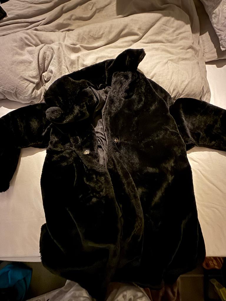 Nep bontjas XL, Kleding | Dames, Jassen | Winter, Ophalen, Zo goed als nieuw, Maat 46/48 (XL) of groter, Zwart