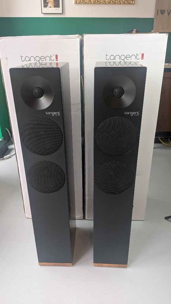Tangent Spectrum X6 Luidsprekerset zijdeglans zwart, Zo goed als nieuw, 120 watt of meer, Front, Rear of Stereo speakers, Ophalen