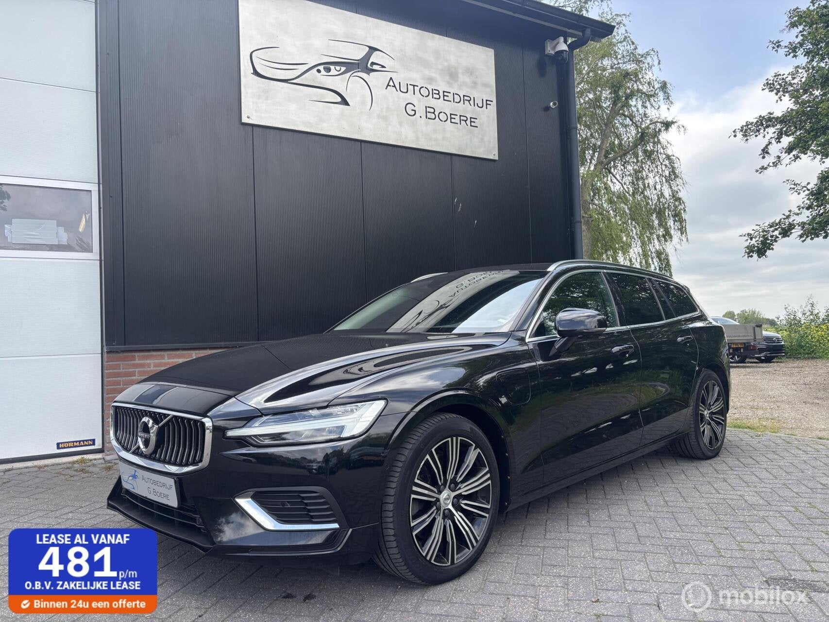 Volvo V60 2.0 T8 Twin Engine AWD Inscription|360|Pano, Automaat, Gebruikt, 4 cilinders, 1972 kg