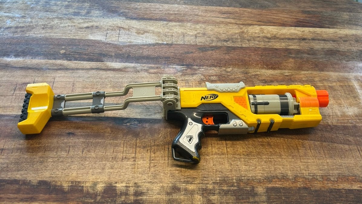 Nerf met extra accessoire, Ophalen, Gebruikt