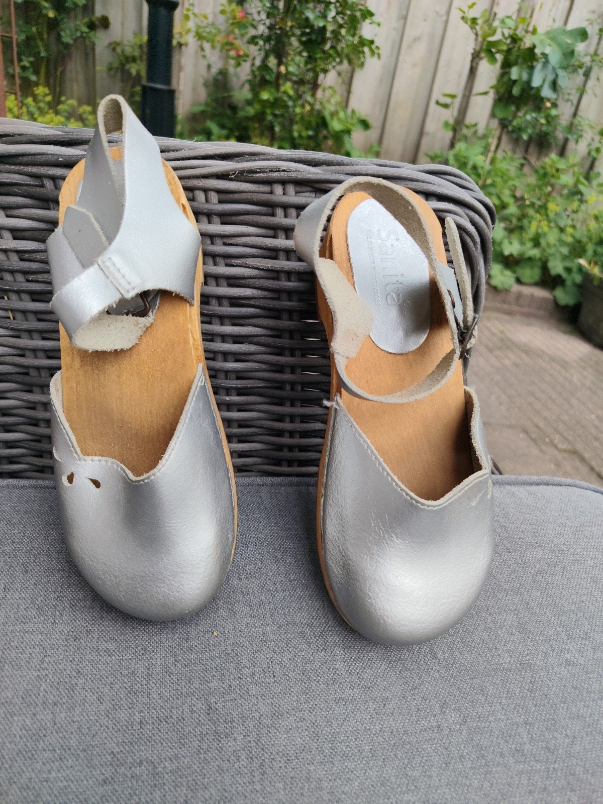 Sanita zilverkleurige klompschoenen 33, Ophalen of Verzenden, Rond, Minder dan 25 cm, Minder dan 40 cm