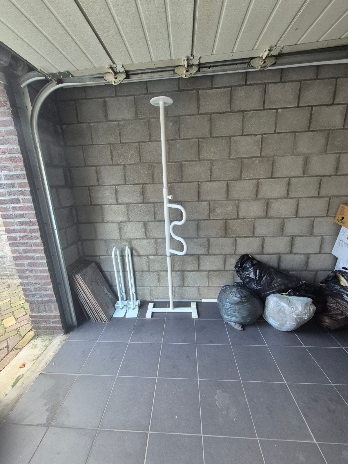 Grijppaal en beugels voor het toilet., Diversen, Ophalen, Zo goed als nieuw