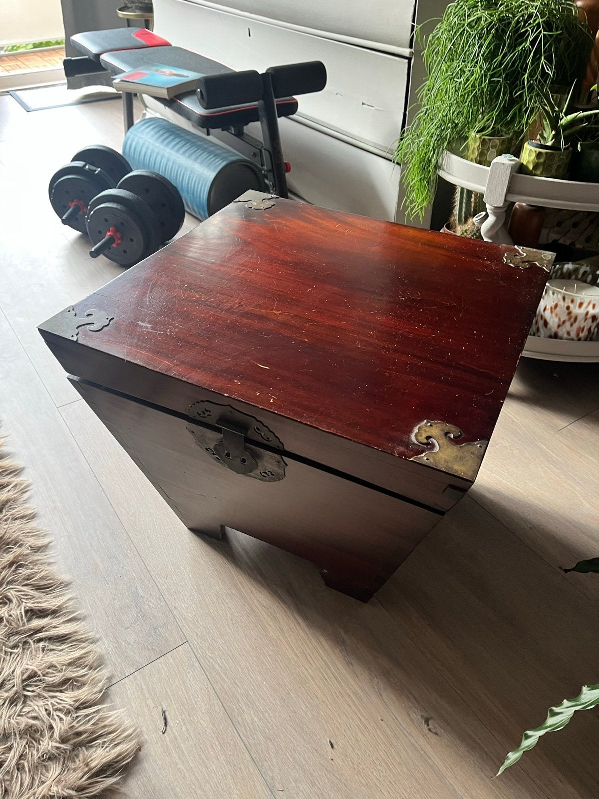 Vintage houten kist/bijzettafel 2X, Huis en Inrichting, Ophalen, 50 – 75, Gebruikt, 50 tot 100 cm