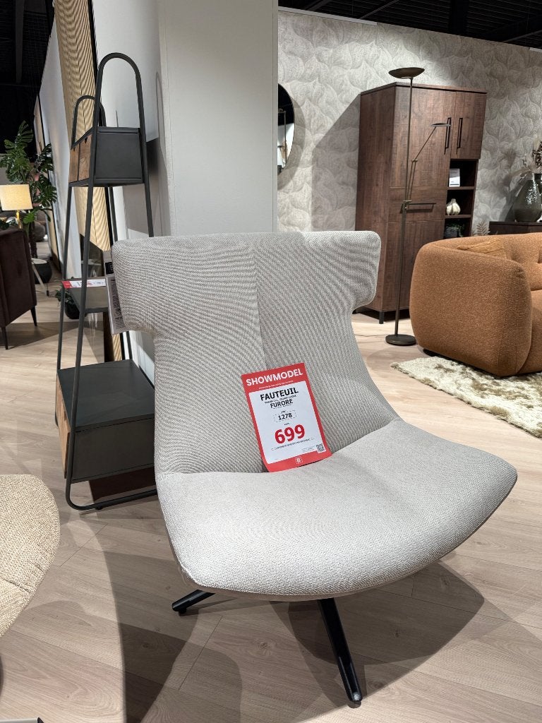 Draaifauteuil Furore + hocker, Huis en Inrichting, Ophalen, Gebruikt, 75 tot 100 cm, Stof
